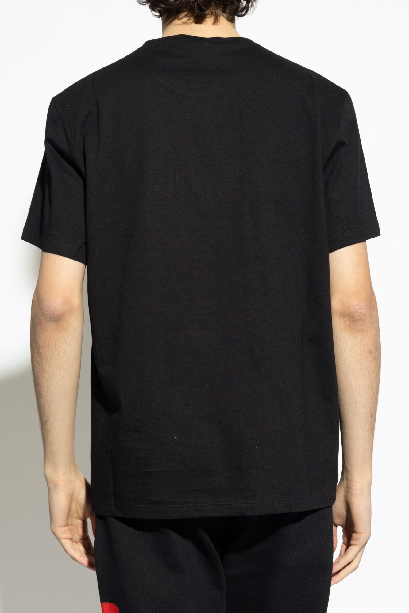 Men's McQueen Tシャツ in ブラック | McQueen JP
